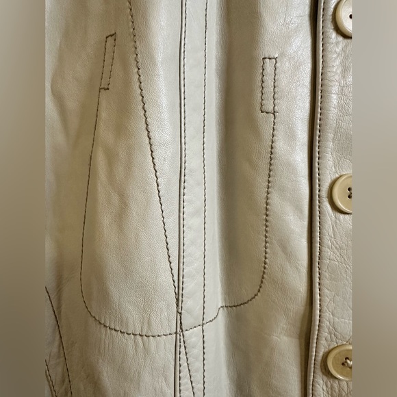 DKNY Vintage Leather Jacket.  Size XL - Picture 4 of 13